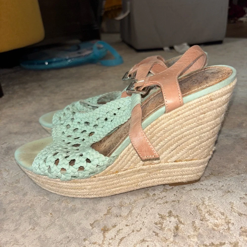 Gianni Bini Mint and Tan Woven Wedges - Picture 3 of 5
